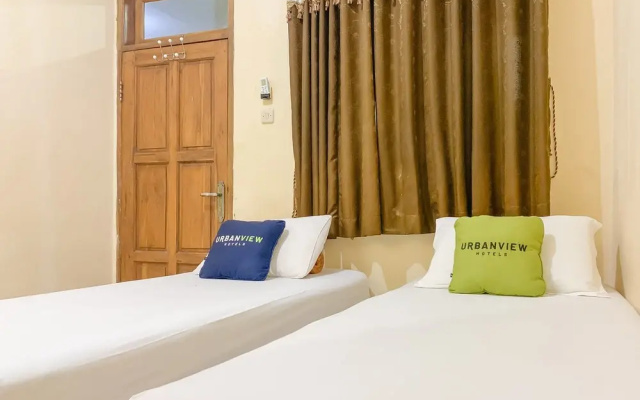 Urbanview Hotel Hikmah Syariah Majalengka