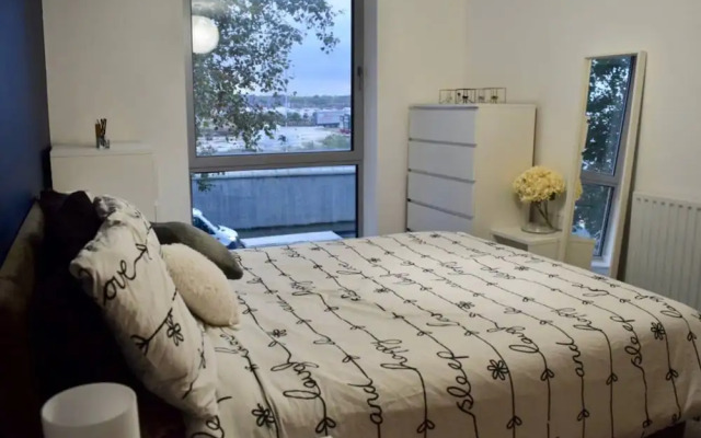 One Bedroom Flat Close to London City Airport