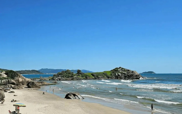 Pé na Areia Encanto da Armação