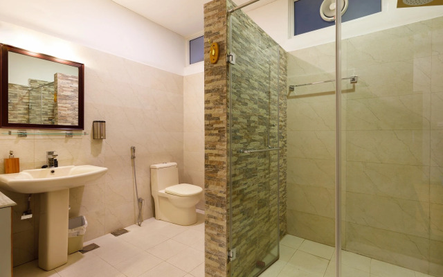 Shaligram Hotel & Spa