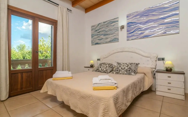 - House In