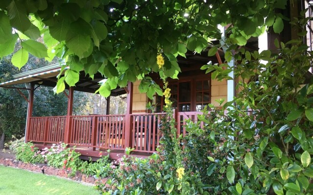 Clover Cottage Country Retreat