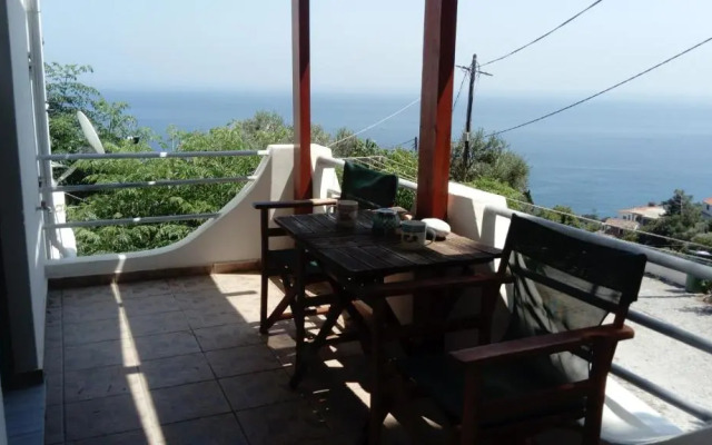 Zacharoula Rooms
