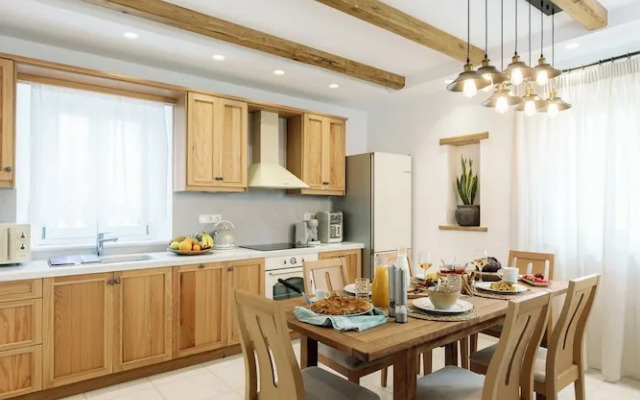 Velonis Villas