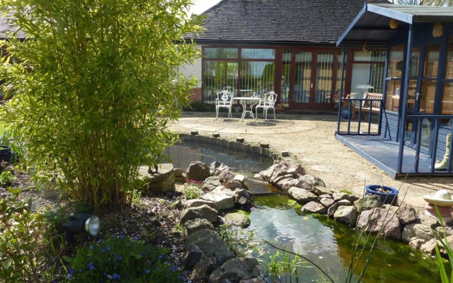 Orchard Side Bed and Breakfast