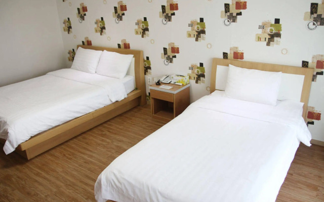 Momento Hotel