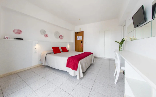 Hostal Tarba