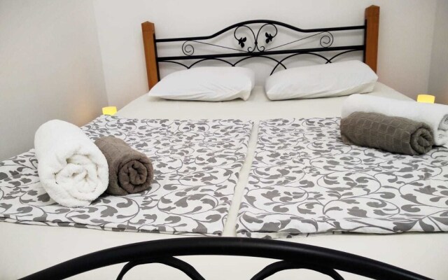 Luxury Apartment near the Rambam