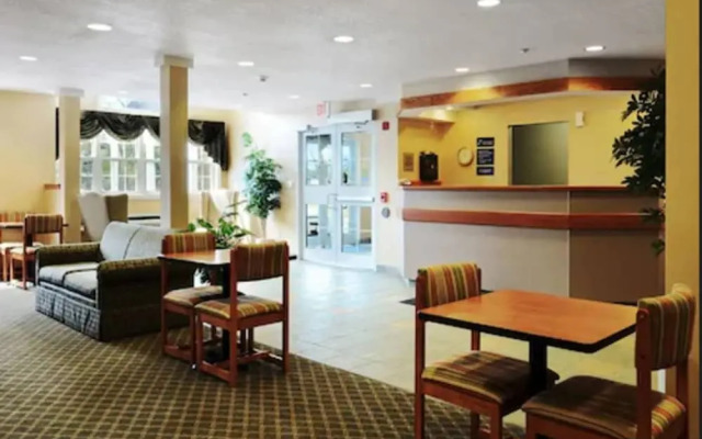 Microtel Inn & Suites By Wyndham Parry Sound