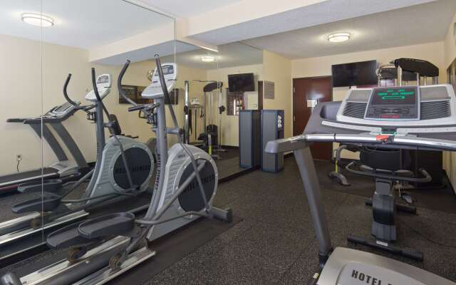 Best Western Plus Huntersville Inn & Suites Near Lake Norman