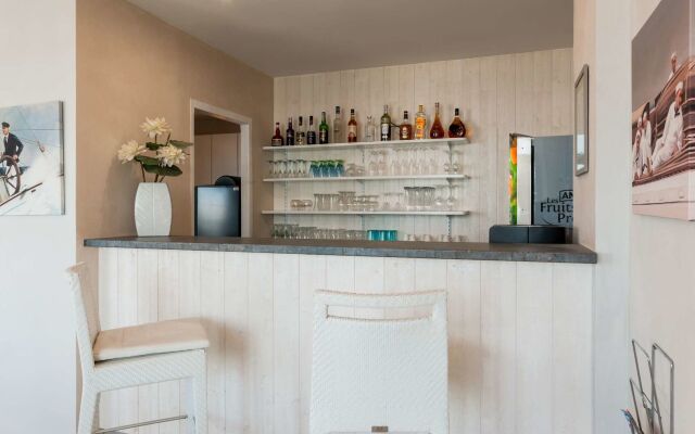 The Originals Boutique, Hôtel Miramar