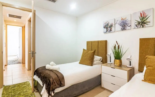 Point Waterfront Apartments