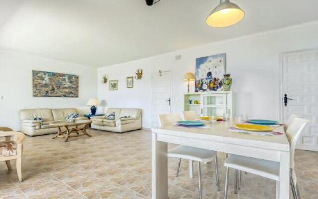 Apartment Canyelles