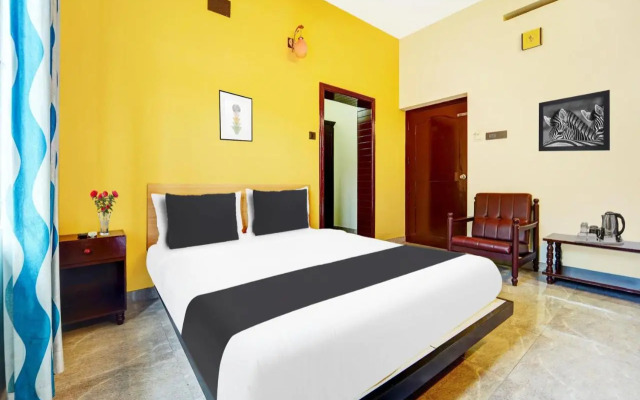 OYO Flagship 75052 Kuku Residency