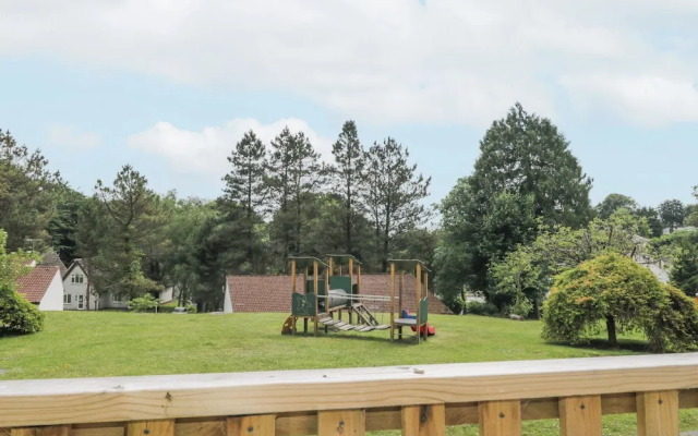 9 Manorcombe Bungalows