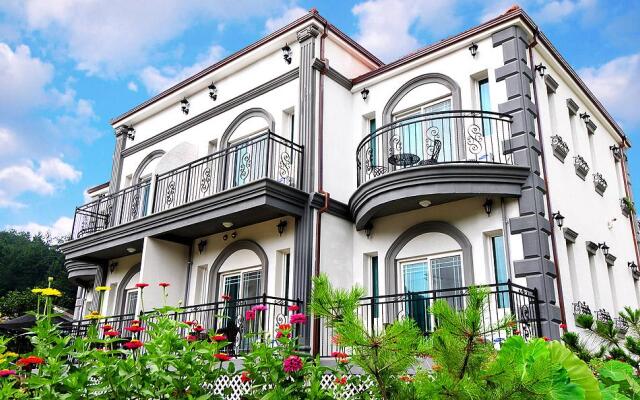 Chuncheon santoria pension