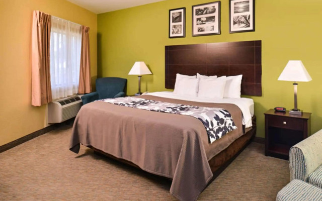 Sleep Inn & Suites Near Downtown North