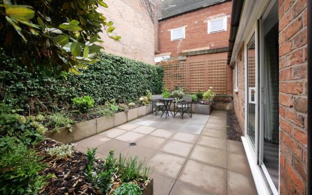 Crewe Short Lets 4 Victoria Court, Crewe