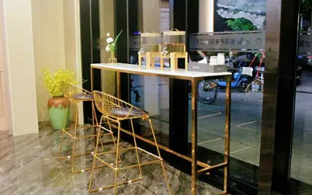 Changfeng Future Apartment Hotel
