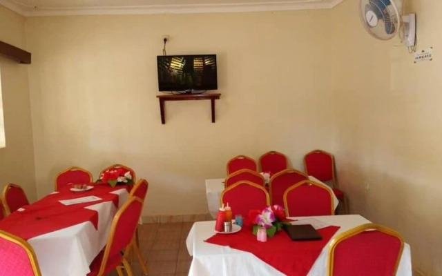 Kanberra Hotel
