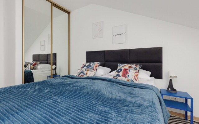 Spacious 3 Bedroom Apartment by Renters