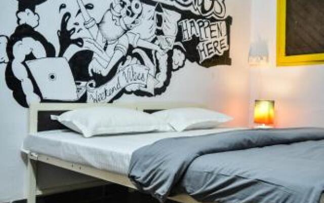 The Hood Co-Living Hostel