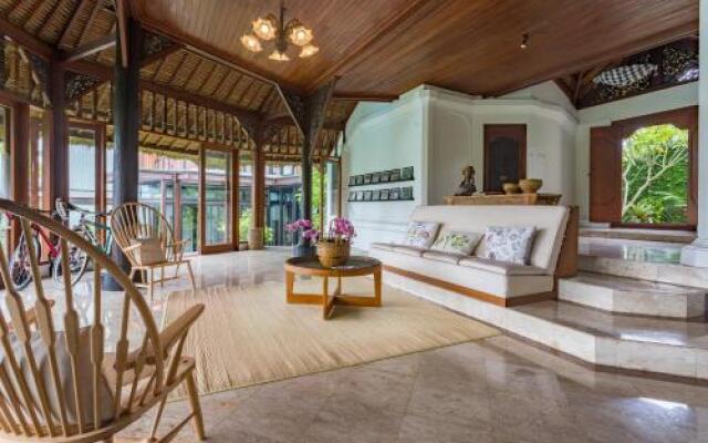 Omah Sabin Villa East