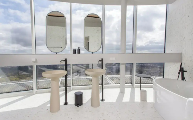 Vilnius TV Tower Apartments DEBESYS
