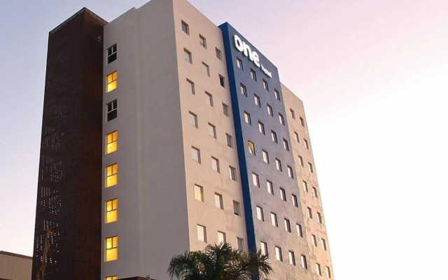 One Guadalajara Periferico Norte