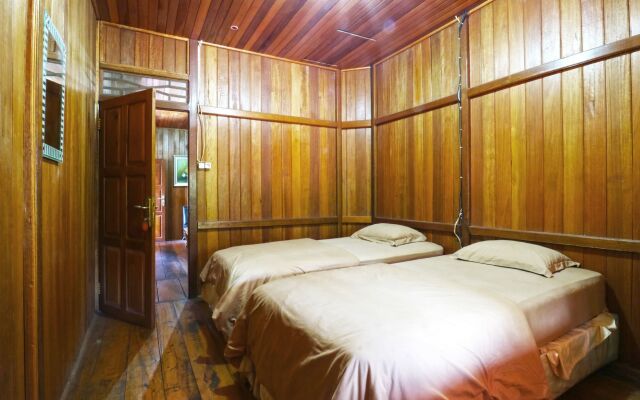 Villa Aquarius Orange