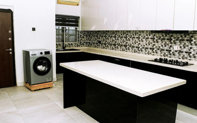 Remarkable 3-bed Villa in Ajah Ogombo