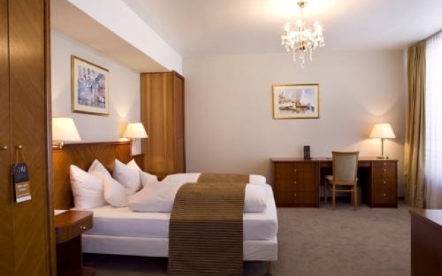 Ross Messehotel