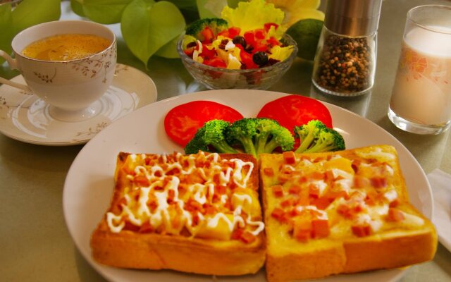 Loving Hut Paradise Island Vegan Bed and Breakfast