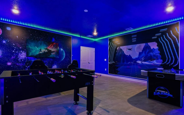 Storey Lake 6BR Lakeview Home Pool Spa Near Disney