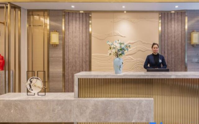 Kangding Love Song Plaza Yoyo City Gesang Flower Hotel