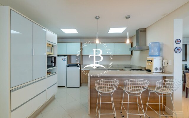 Vista mar 2 suítes e piscina exterior