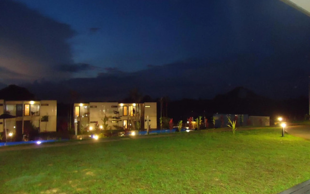 Lakeview Terrace Resort Pengerang
