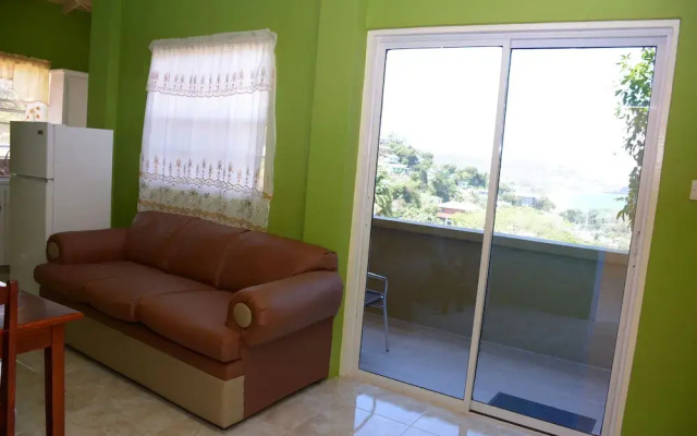 Hillview Apartments