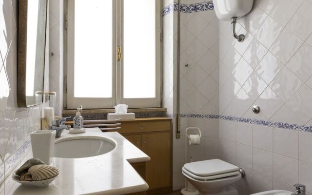 Lemon Tree Apartment Sistine Chapel