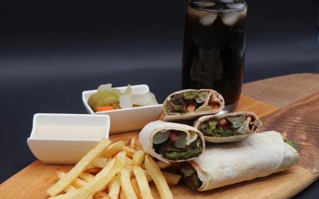 Touq Balad