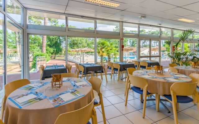 Azureva Ronce Les Bains