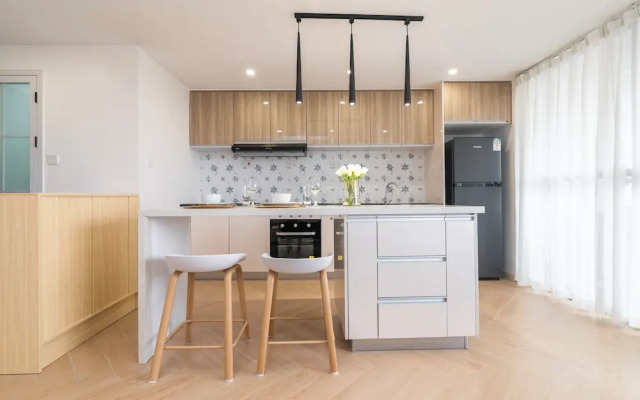 Laurel Hill Suites