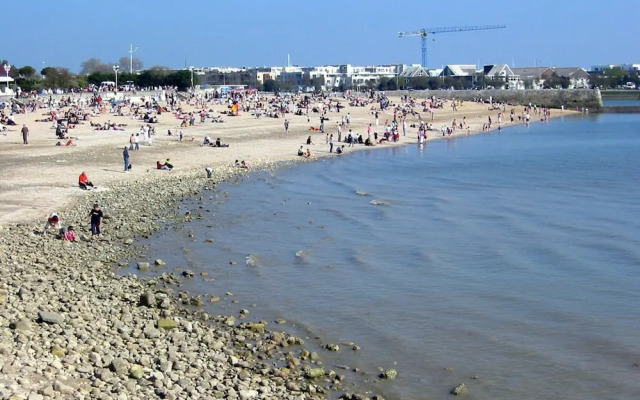 Apartment in La Rochelle Near the Beach
