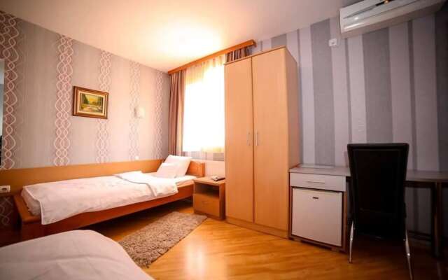 Hotel Radovic