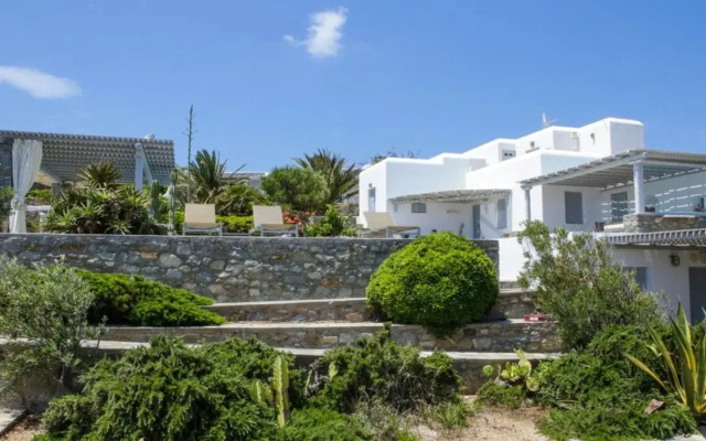 Sea & Sun Estate