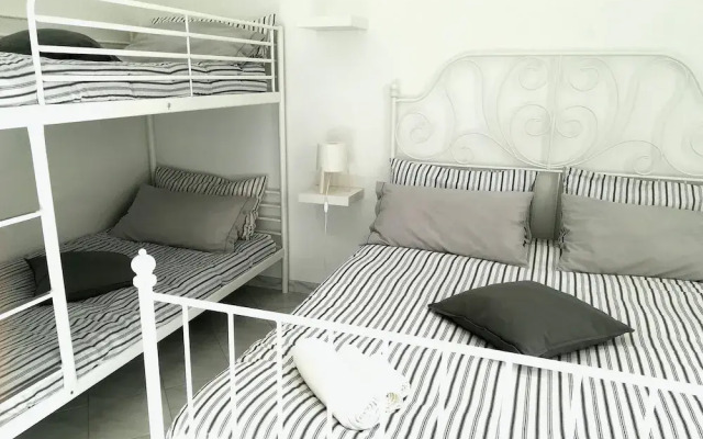 Rhome Sweet Rhome Suite