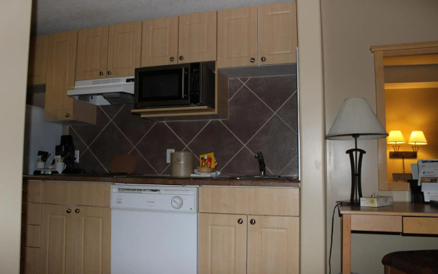 Clearwater Suite Hotel