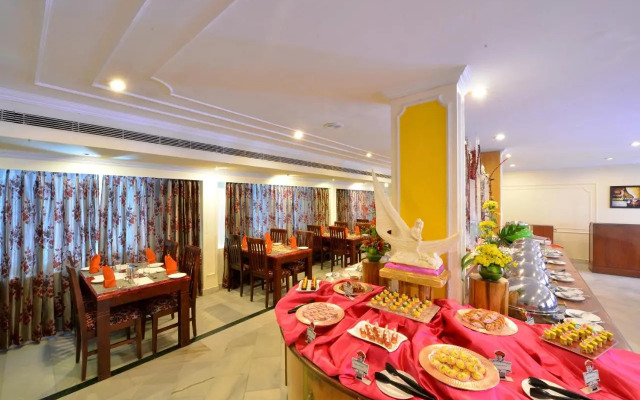 SRM Hotel Maraimalai Nagar