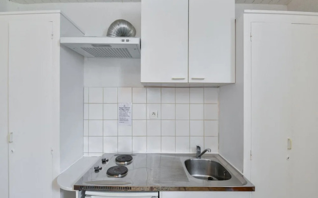 Gite in Holiday Park With Swimming Pool