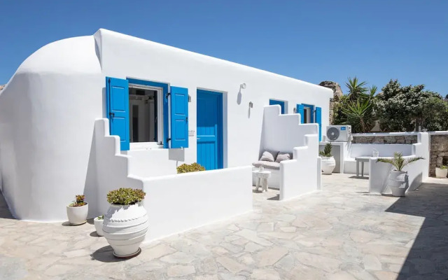 Sea & Stone Residence